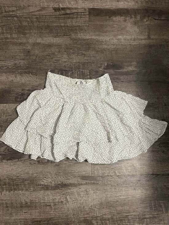 Princess Polly Dresses & Skirts - Princess Polly Heart Print Smocked Tiered Mini Skirt US 6